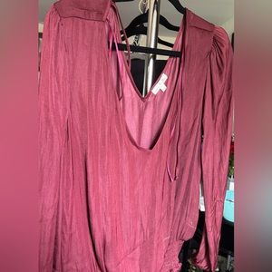 Nine Britton| Flowy Blouse